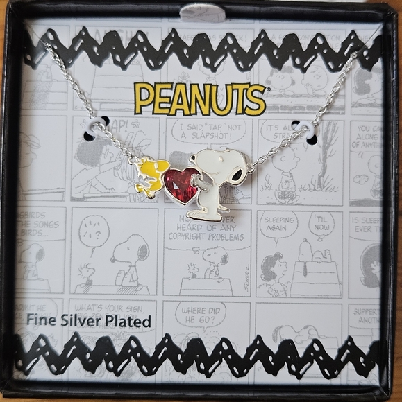 Peanuts Womens Snoopy and Woodstock Red Crystal Silver Plated Heart Necklace - Picture 5 of 12